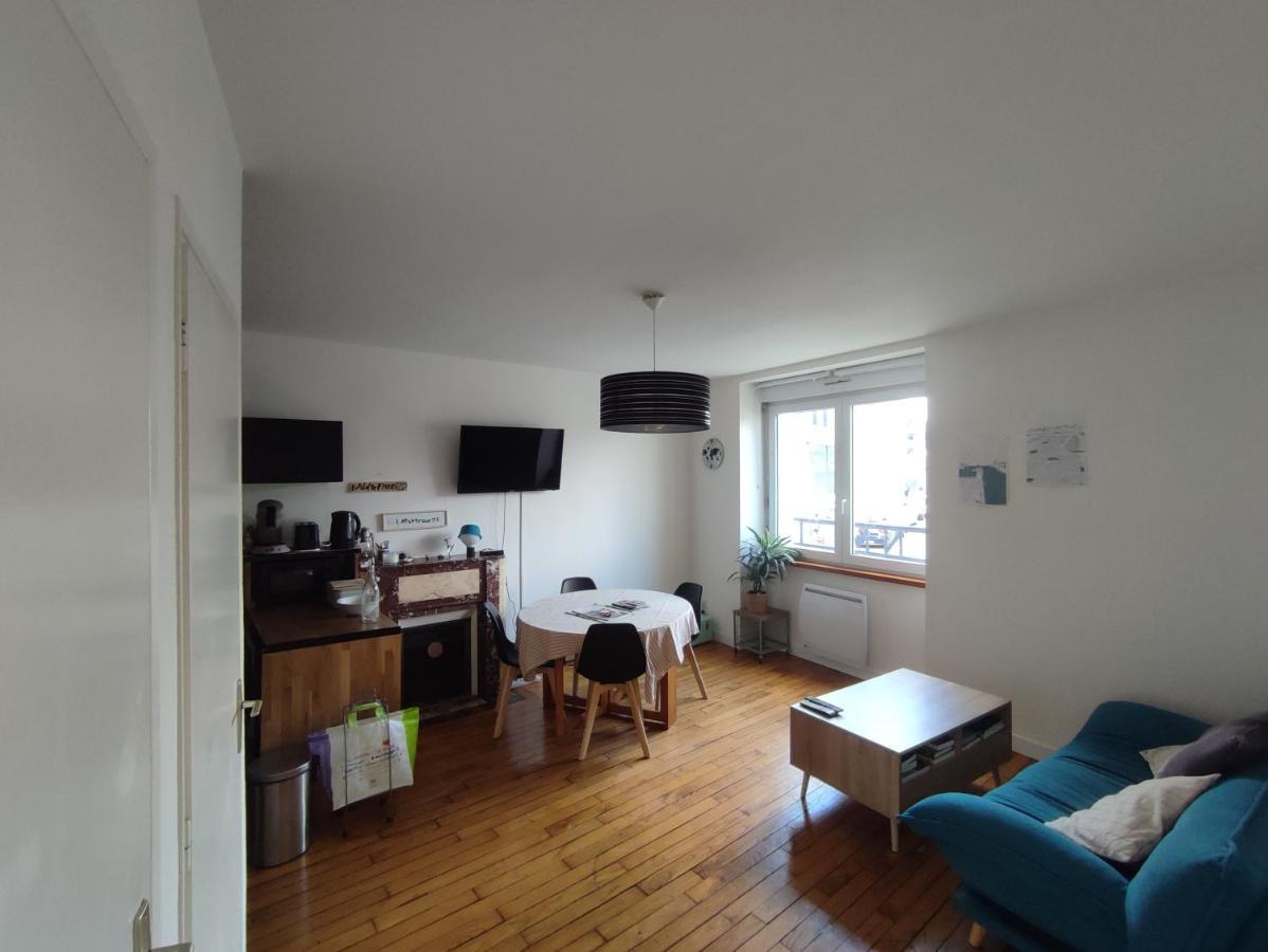Appartement 2 Pièces Centre De Avec Parking Privé